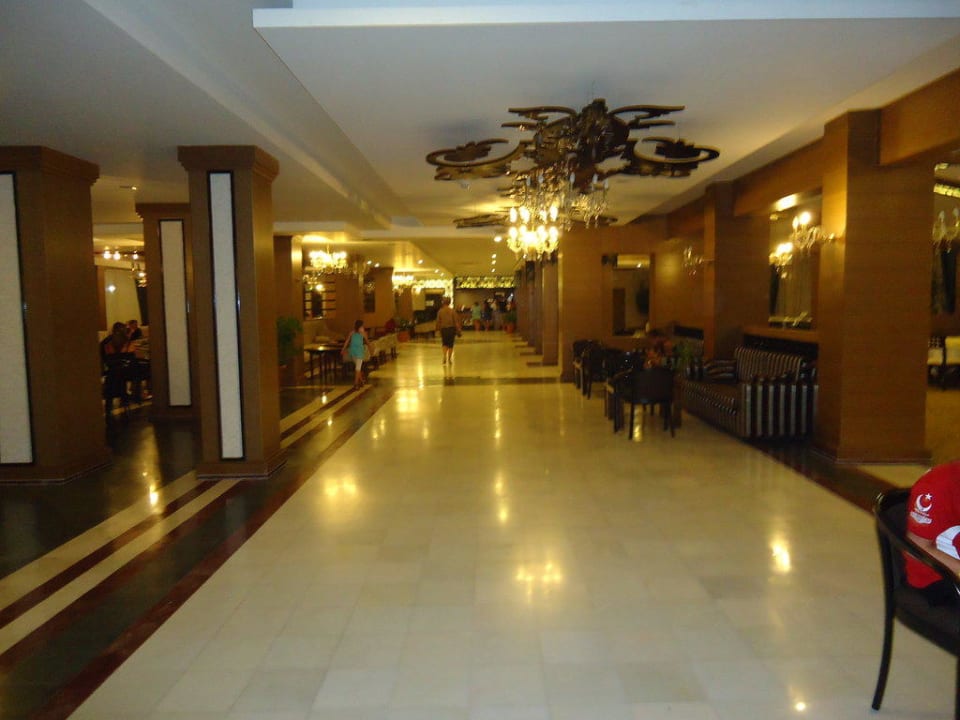 Eingangsbereich (Flur) Seaden Corolla Hotel