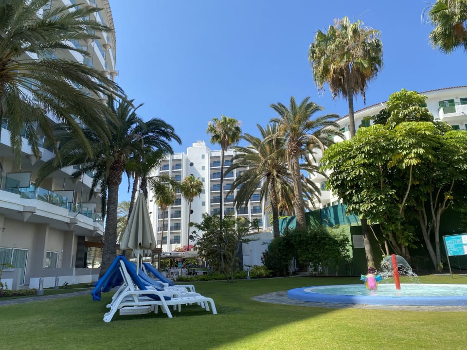 Gartenanlage Bull Escorial & Spa