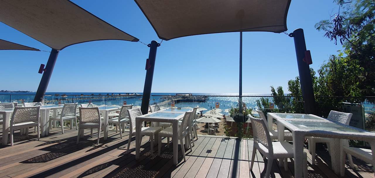 Gastro The Sense Deluxe Hotel