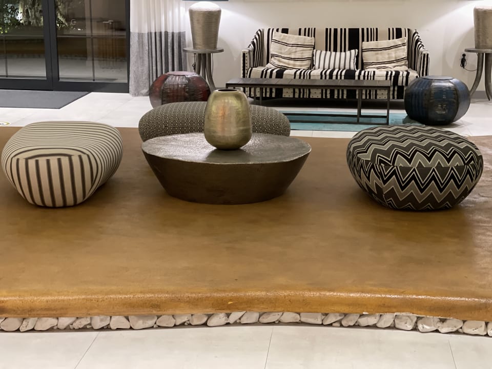 Lobby Design Plus Seya Beach Hotel