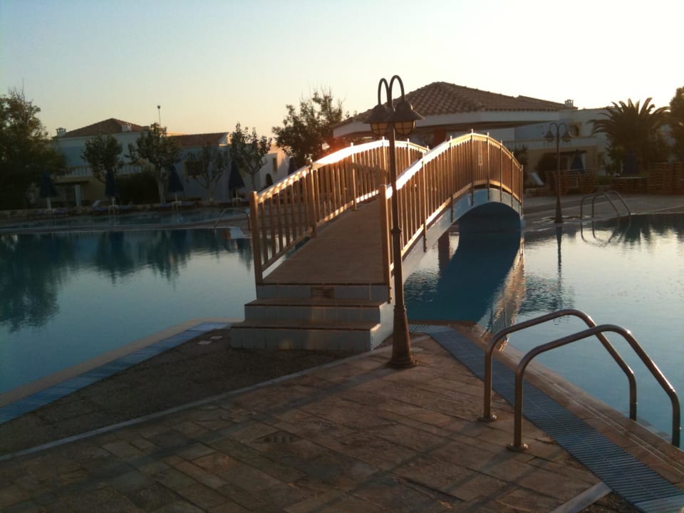 Abkürzung Neptune Luxury Resort