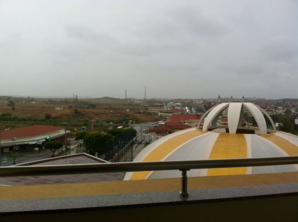 Ausblick von unserem Balkon Side Alegria Hotel & Spa - Adults only +16