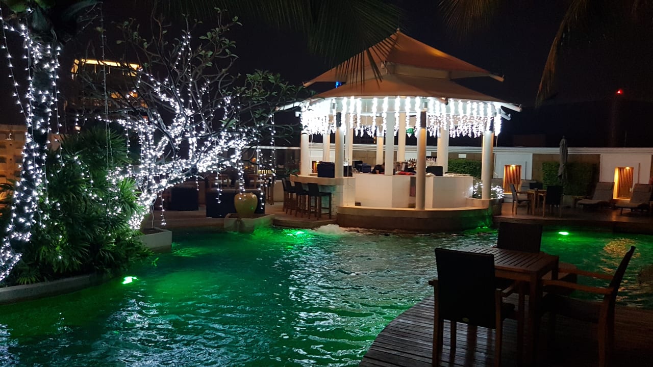 Pool InterContinental Bangkok