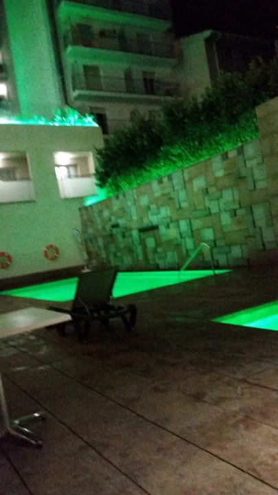 Pool 4R Miramar Calafell