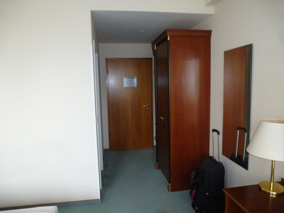 Zimmer 3. Stock zur Straße. Comfort Hotel Weißensee