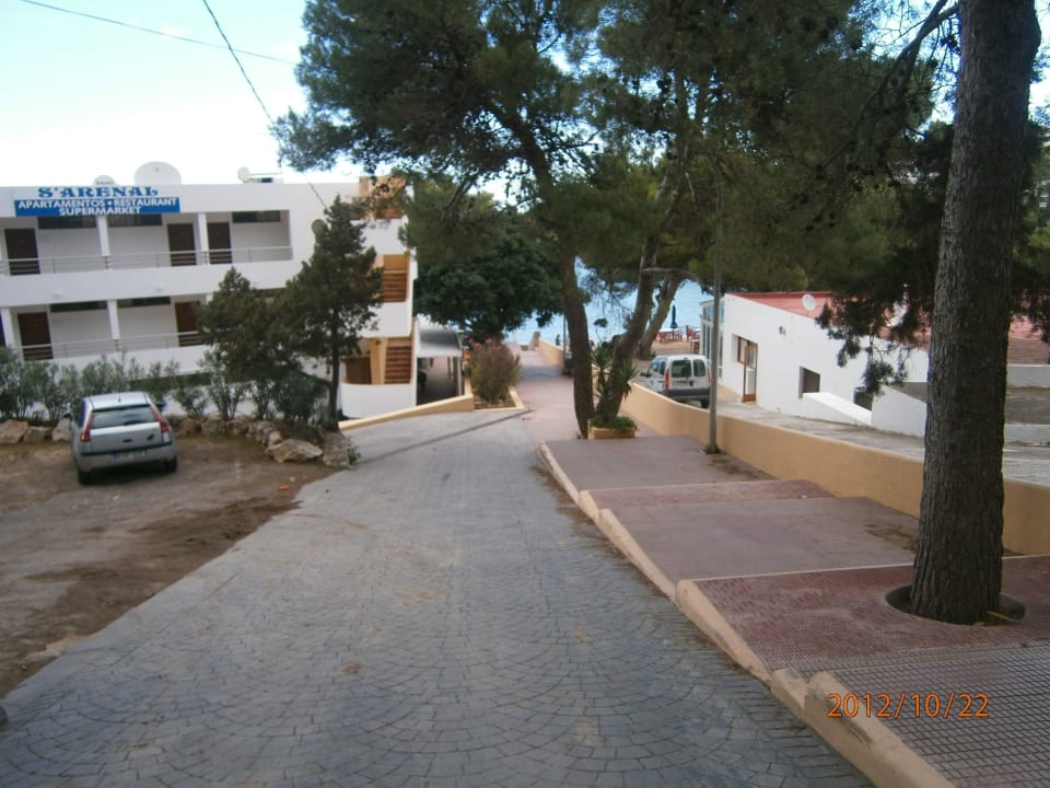 Der steile weg zum strand Hotel Presidente