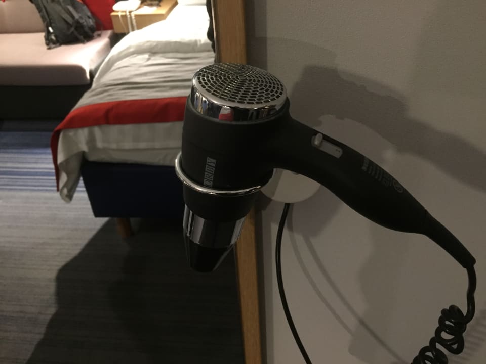 Zimmer Holiday Inn Express Frankfurt - Airport