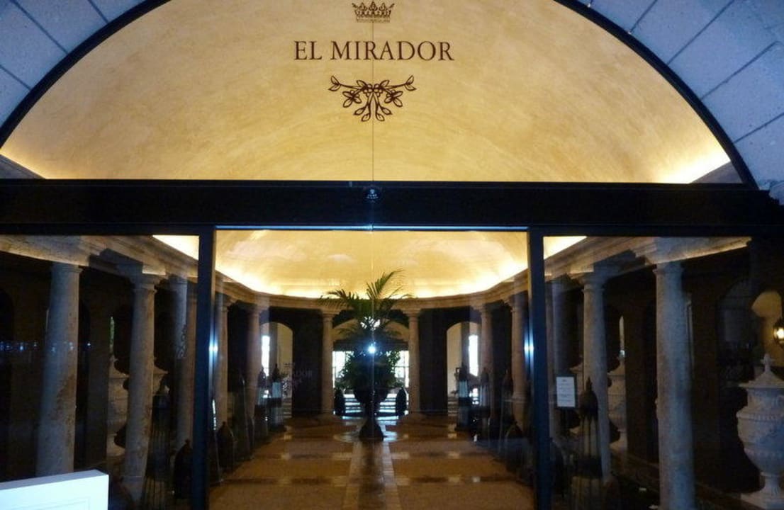 Eingang JOIA El Mirador by Iberostar