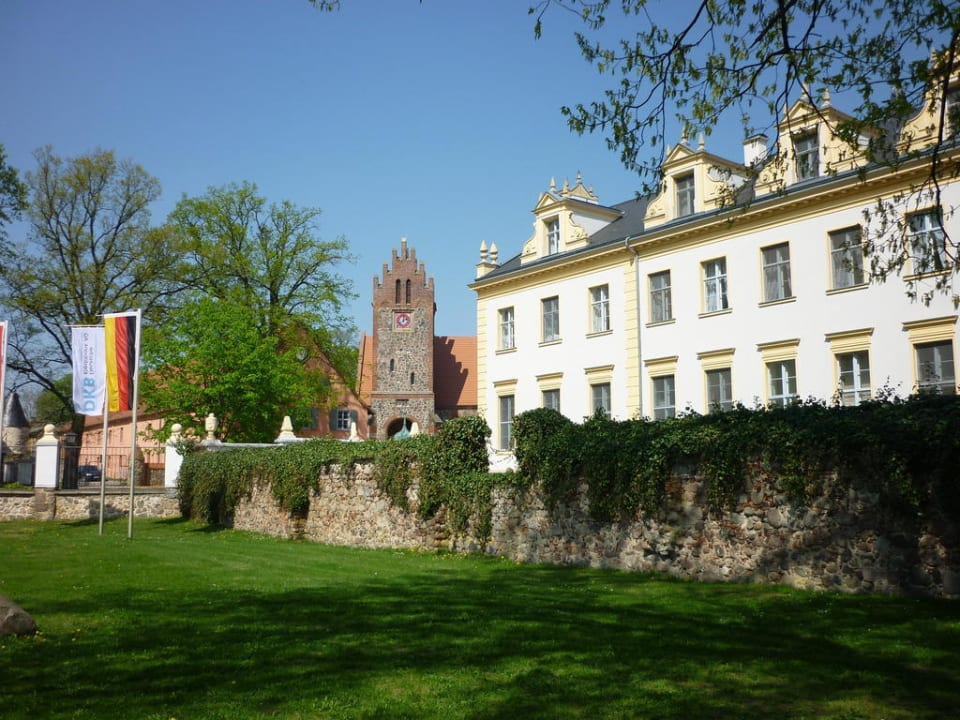 Außenansicht Schloss & Gut Liebenberg