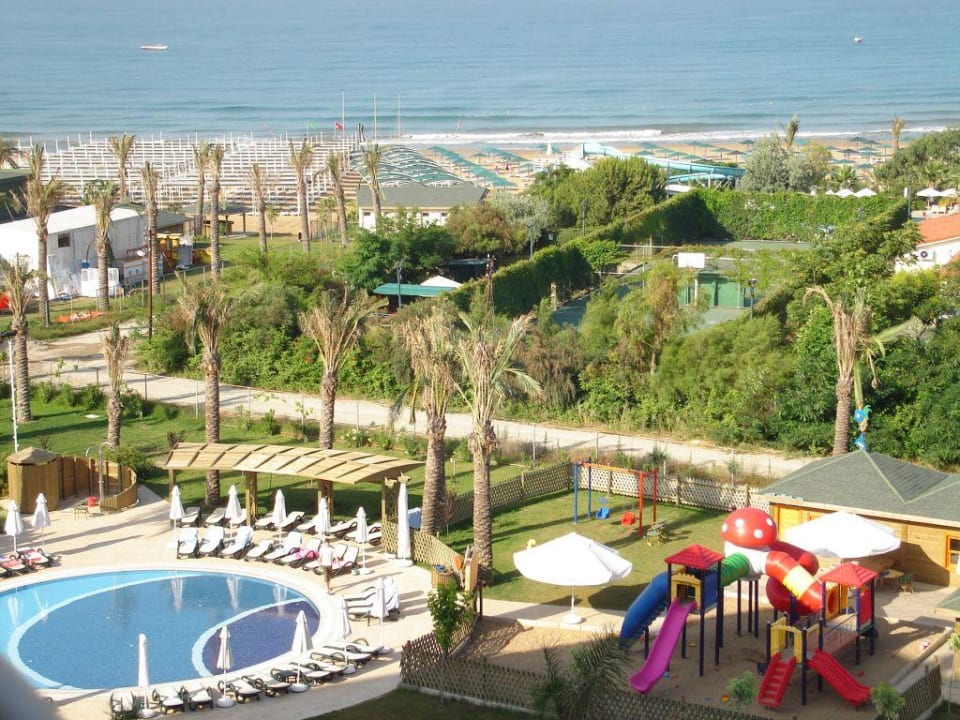 Kinderpool und Spielplatz / Miniclub Sunis Kumköy Beach Resort Hotel & Spa