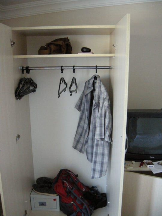 Schrank Club Hotel Anjeliq