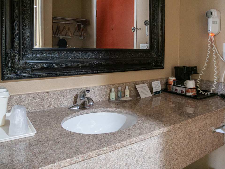 Zimmer Hotel Quality Inn & Suites Atlanta Airport South