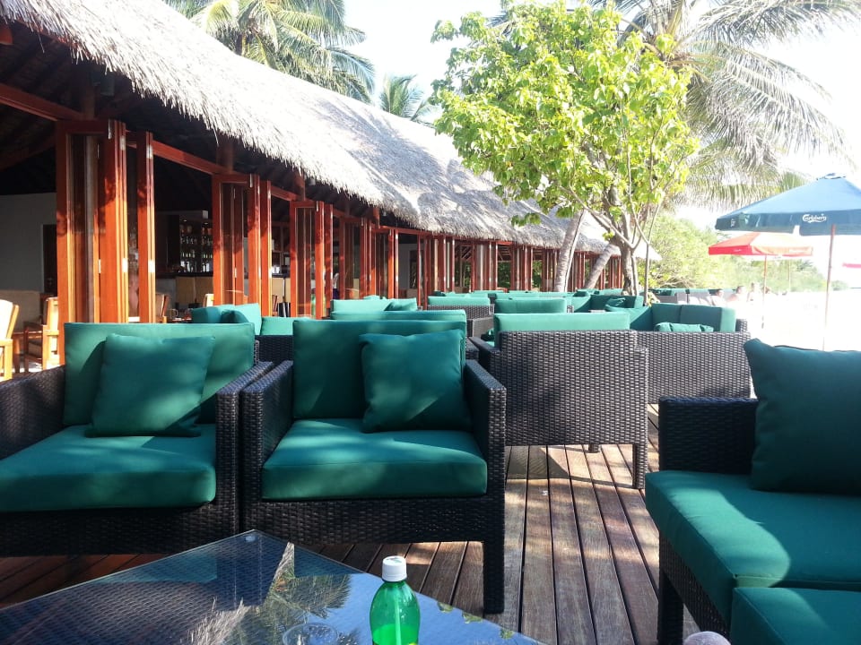 Bar mit neuen Möbeln Summer Island Maldives