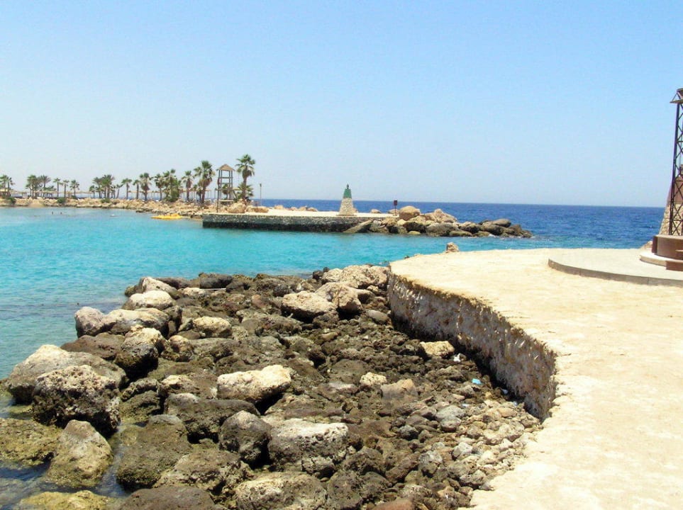 Панорама центральной части отеля Pickalbatros Citadel Resort