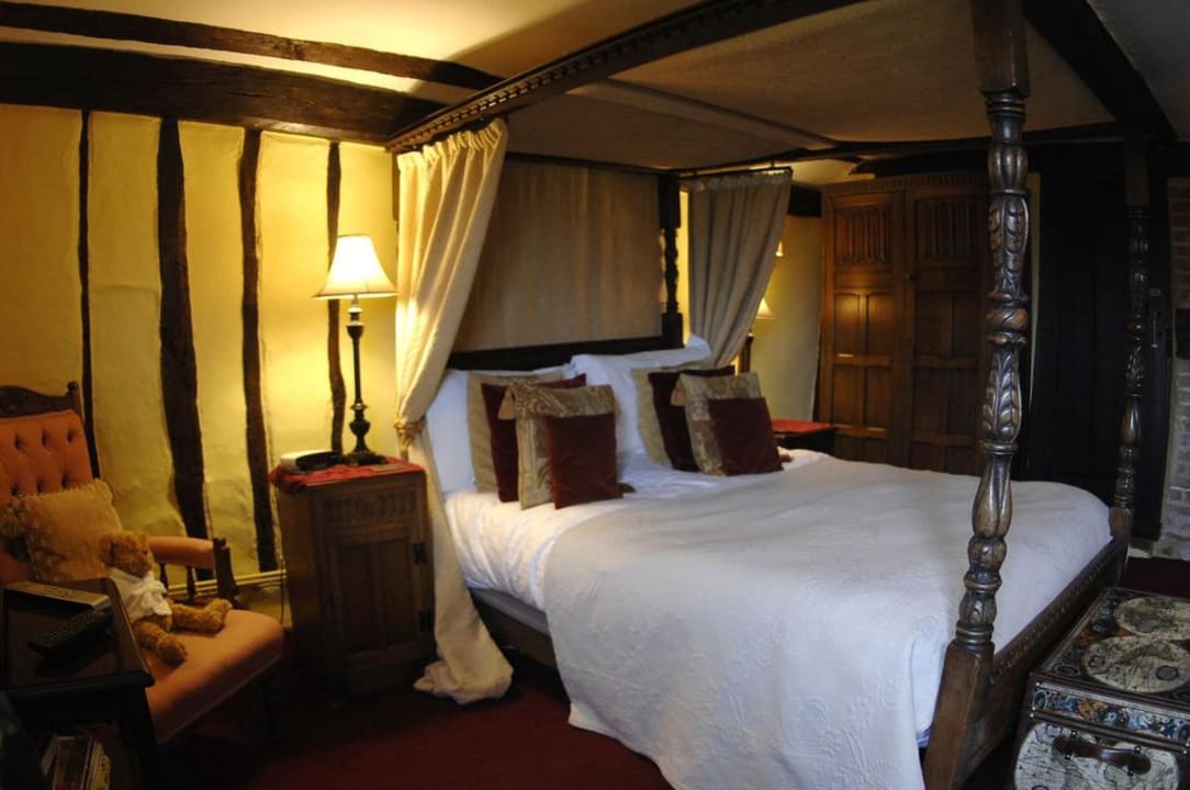 Tudor Room Strand House