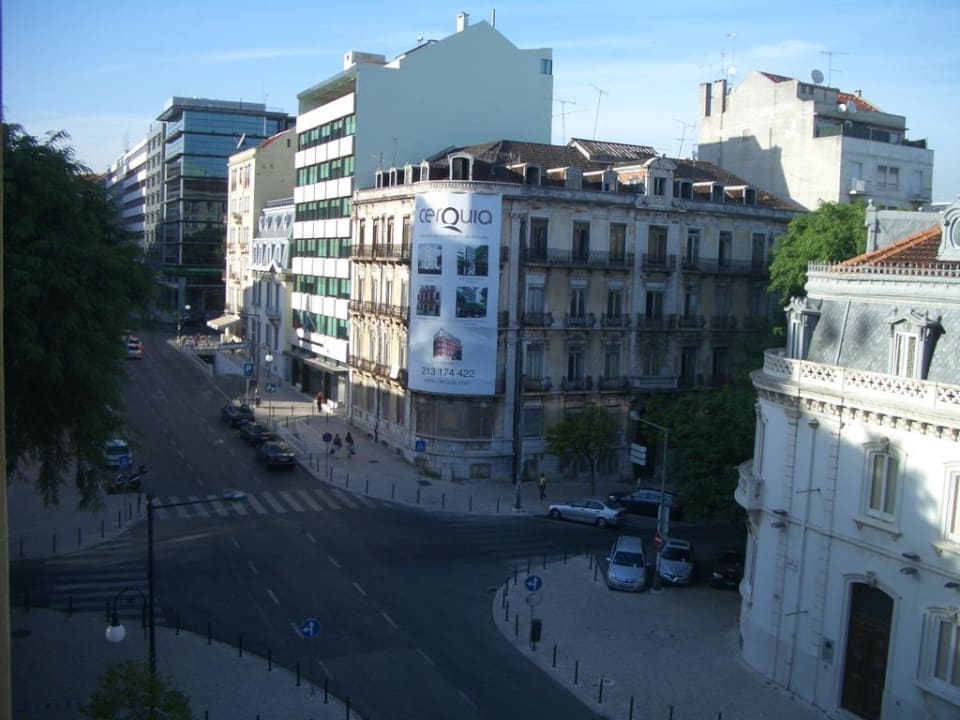 Blick vom Balkon nach links Hotel Jorge V