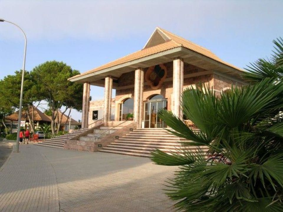 Eingang VIVA Cala Mesquida Suites & Spa 16+