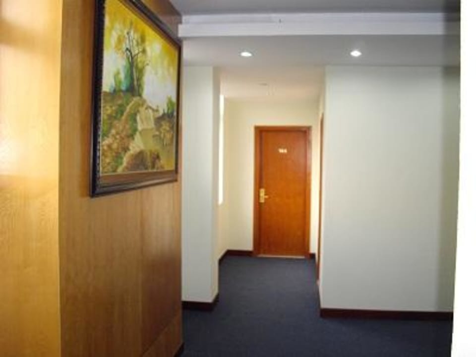 Lobby Queen Hotel