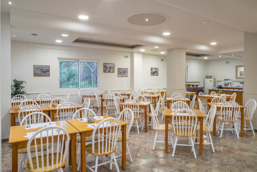 Gastro CNic Gemini Hotel