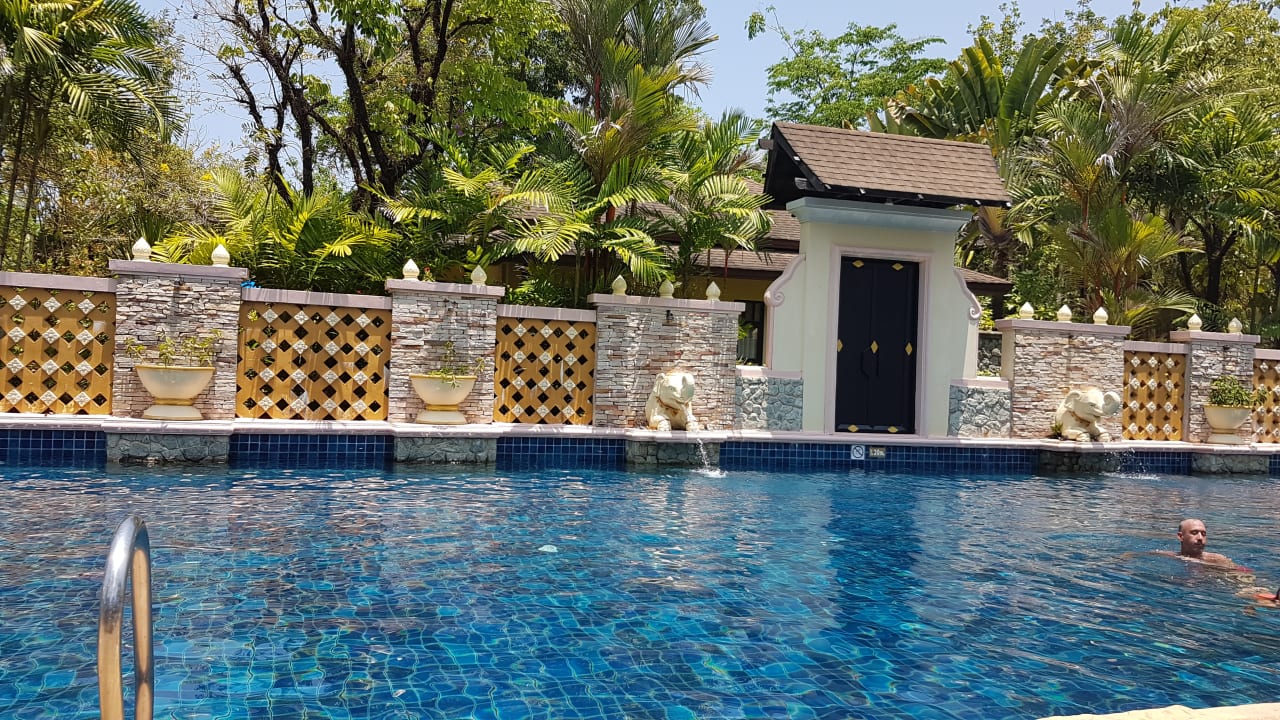 Pool Seaview Khao Lak Resort