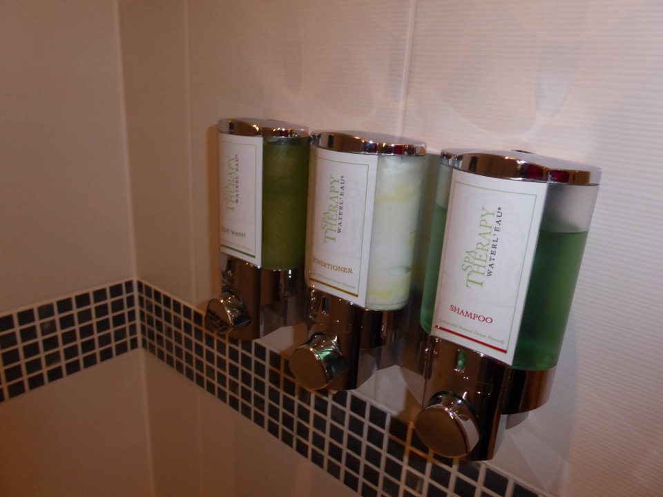 Dusche Hampton by Hilton London Waterloo