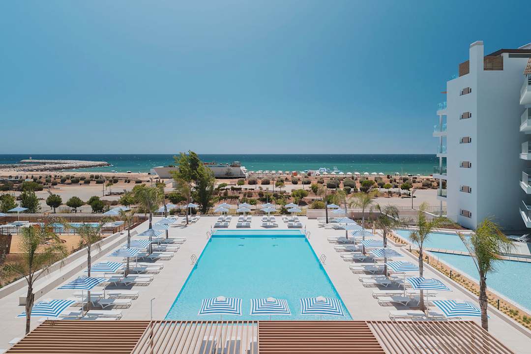 Außenansicht Dom Pedro Residences