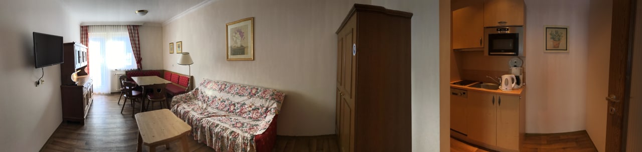 Panoramabild Wohnbereich Hanneshof Resort - Gästehaus Maier