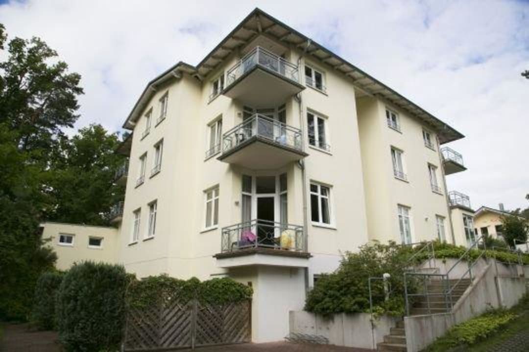 Rückansicht Ferienwohnanlage Haus Strandburg