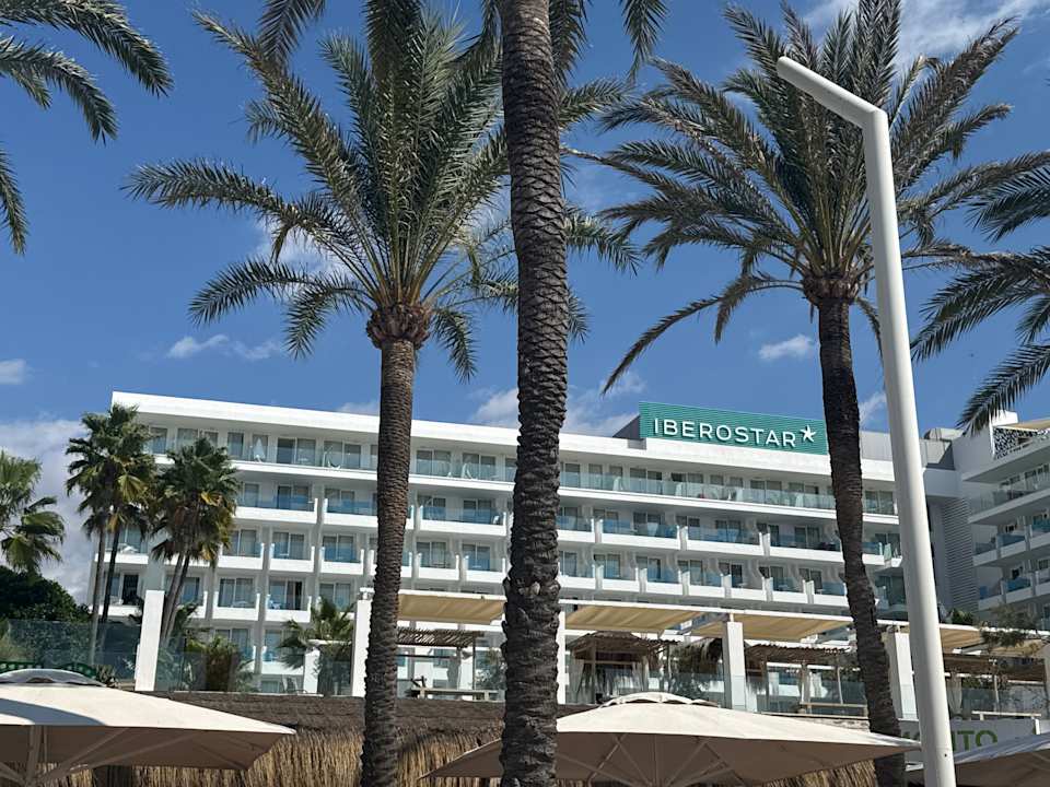 Außenansicht Iberostar Waves Bahia de Palma