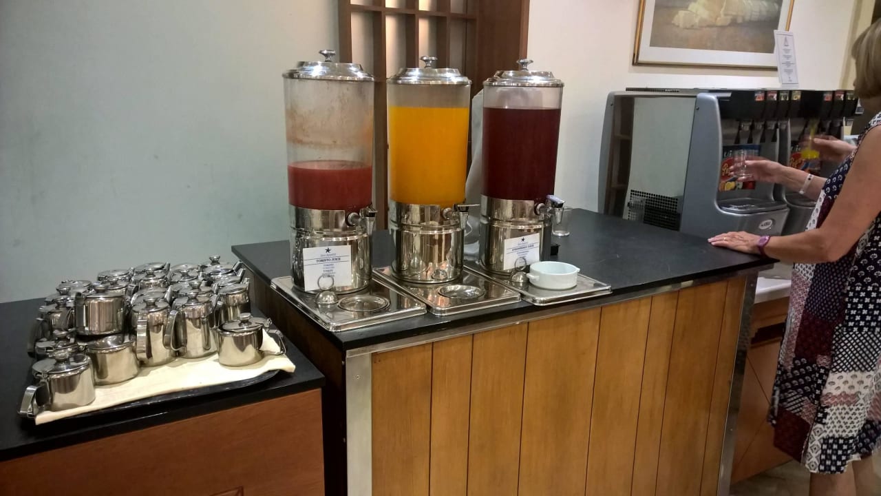 Restaurant- /Büffetimpression Iberostar Waves Creta Panorama & Mare