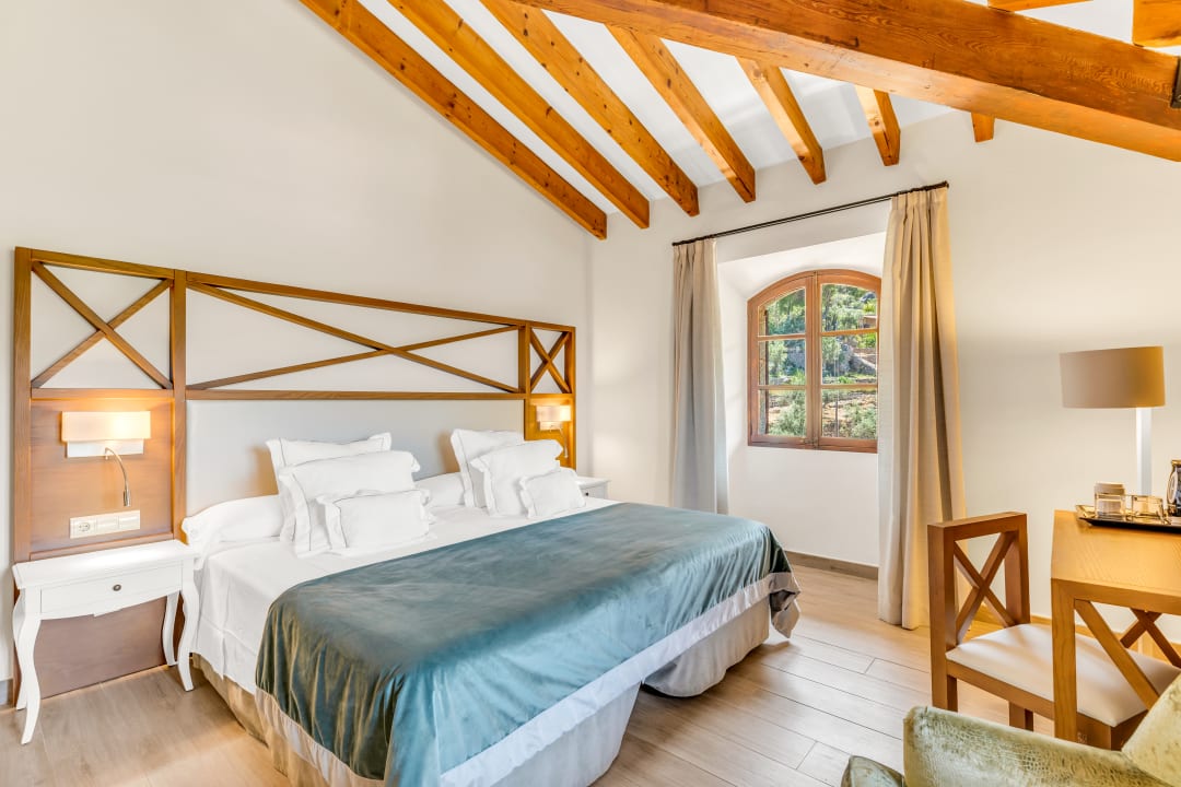 Zimmer Hoposa Costa D'or