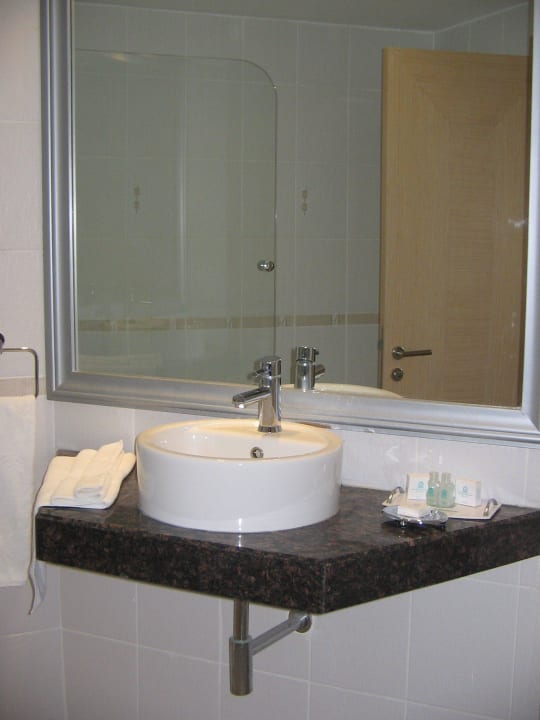 Waschtisch Grand Belish Resort Hotel & Spa