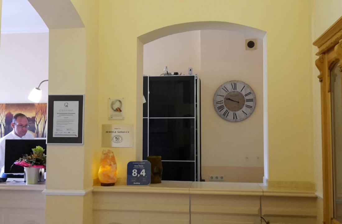 Front Desk Hotel Silesia