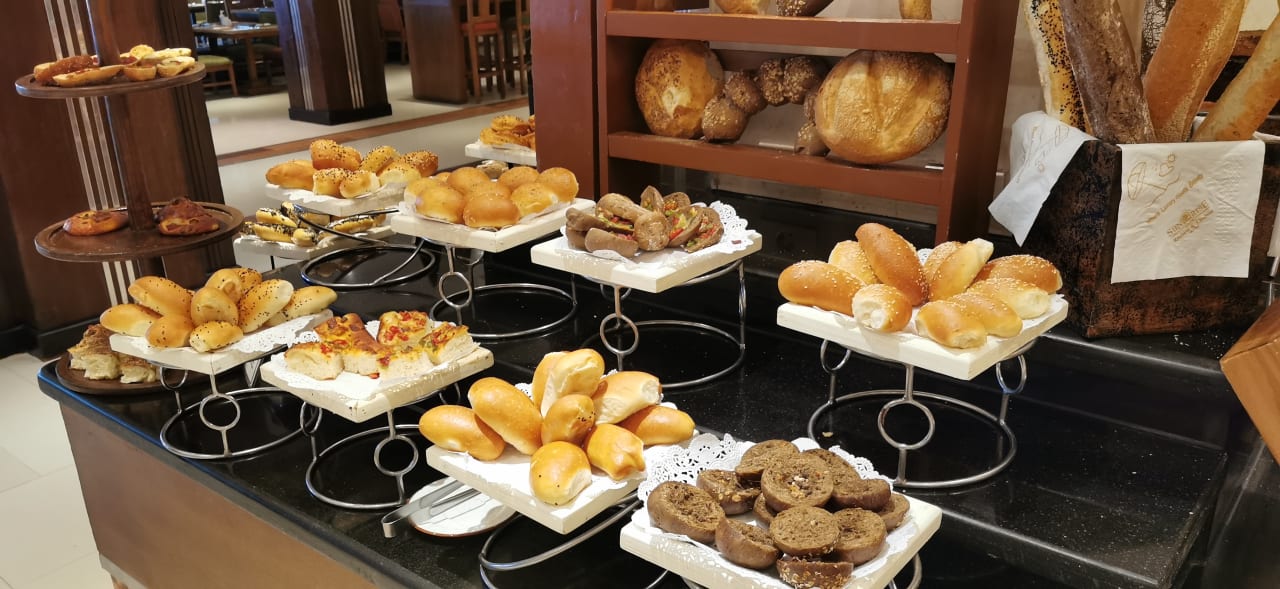 Gastro SUNRISE Crystal Bay Resort