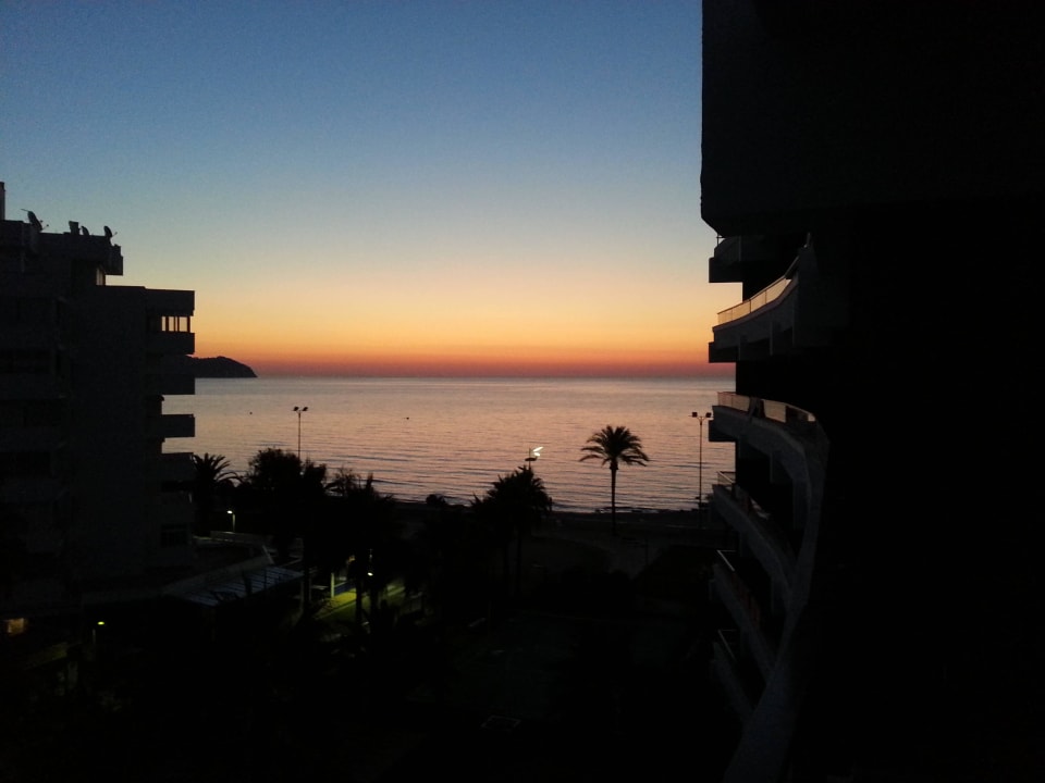 Blick von unserem Balkon morgens früh allsun Hotel Sumba