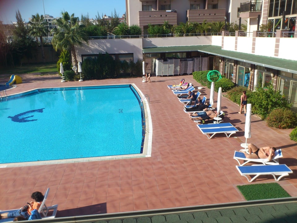 Ein weiterer Pool Hane Family Resort
