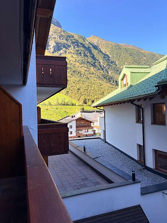 Außenansicht Alpenresidenz Ballunspitze