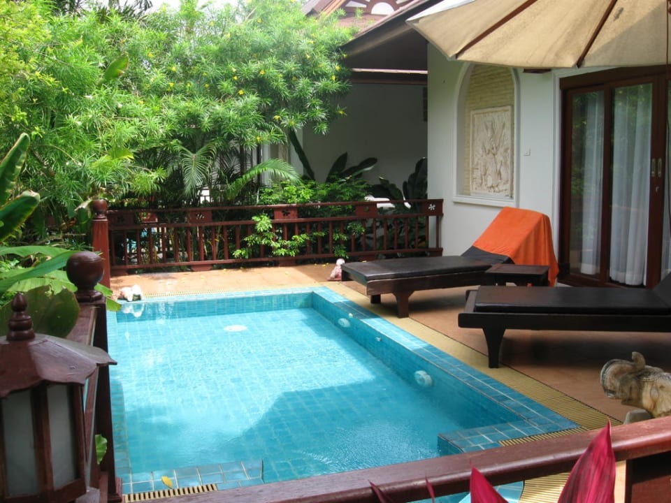 Pool Kanok Buri Resort