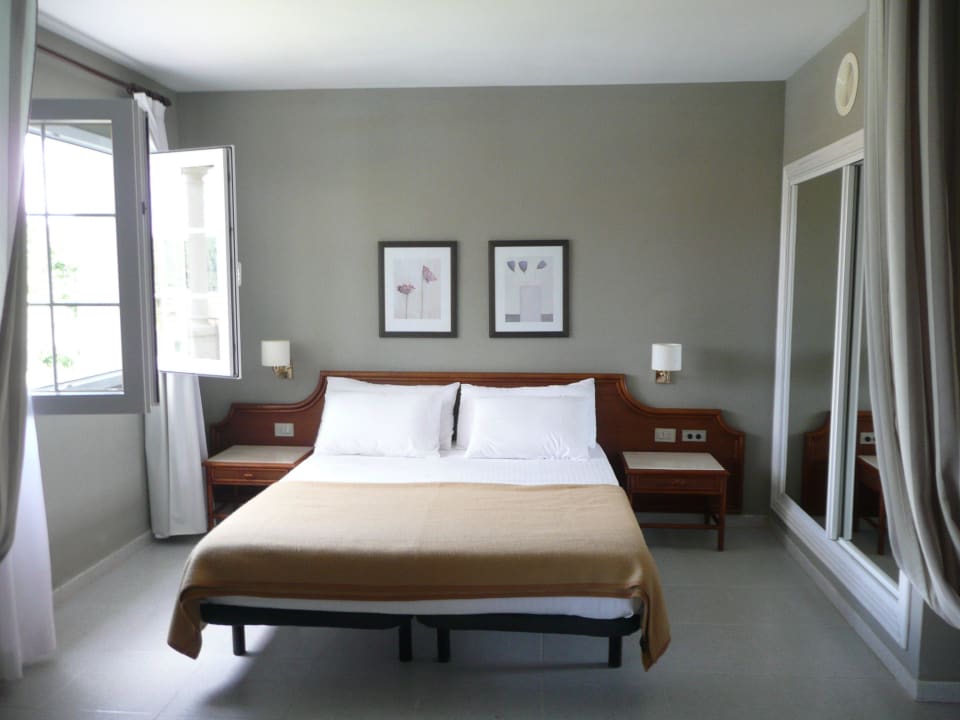 Schlafzimmer Aparthotel HG Jardin de Menorca