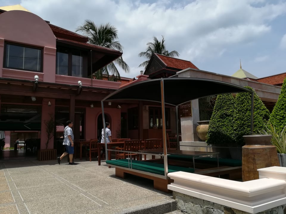 Eingang Hotel Patong Seaview