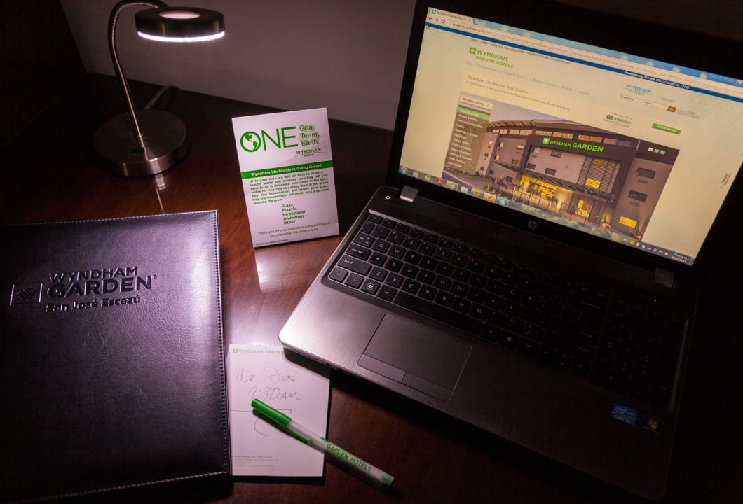 Desk Wyndham Garden Hotel San Jose Escazu