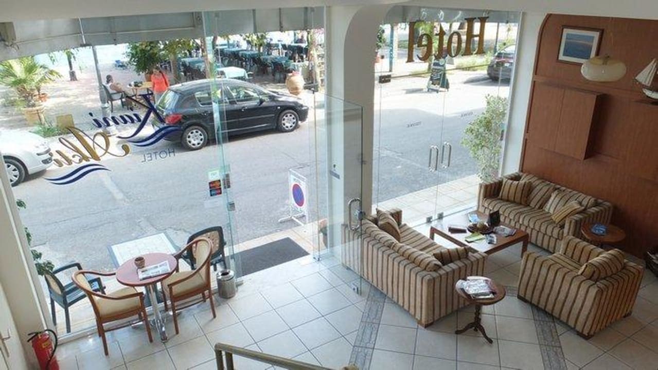 Die Rezeption Hotel Kiani Akti