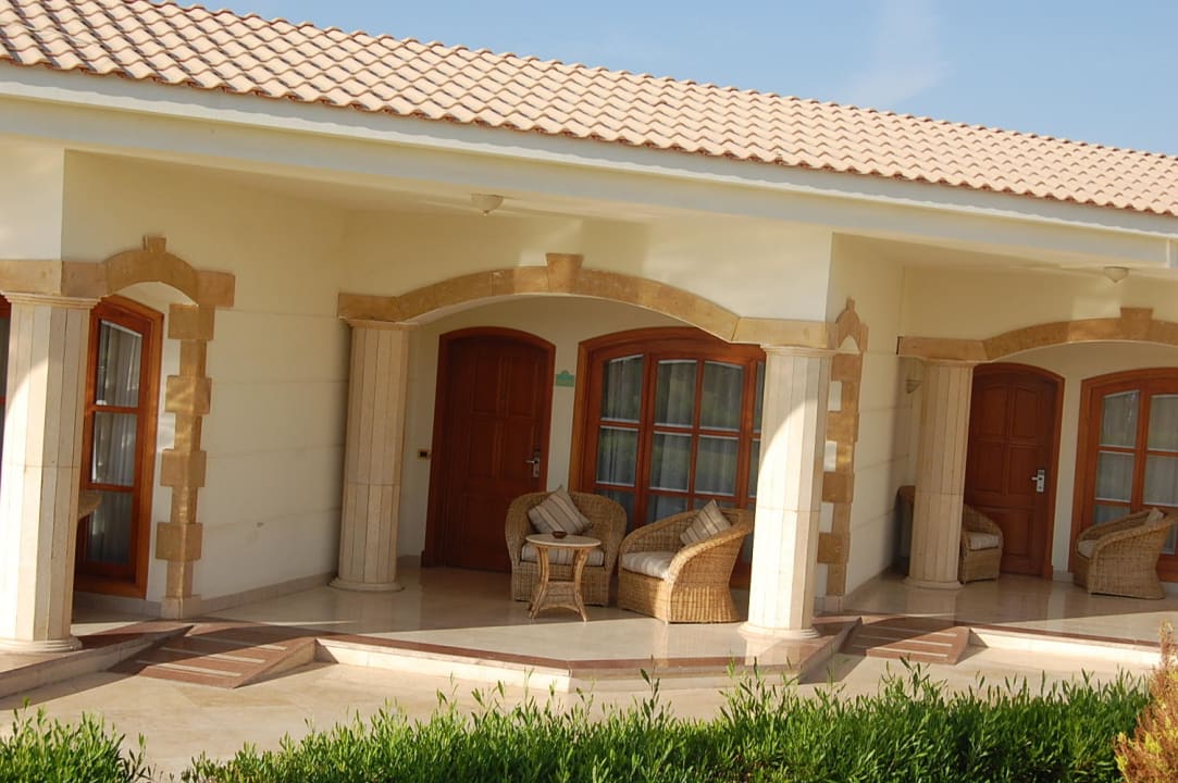 Wejście do apartamentów Pickalbatros Golf Beach Resort