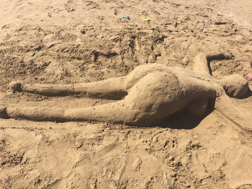 Strand Castival Hotel