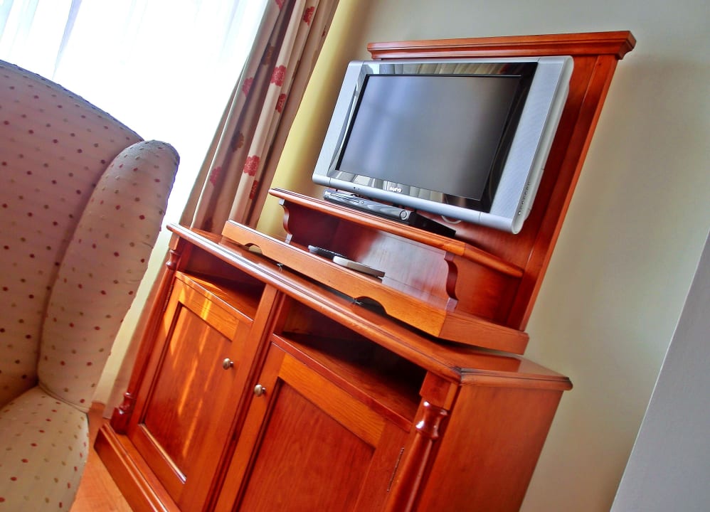 Flat-Screen-TV im Wohnzimmer Vila Alba Resort