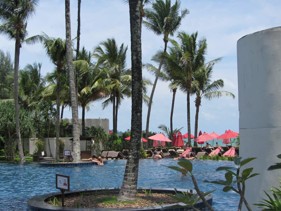 Pool Ramada Resort by Wyndham Khao Lak