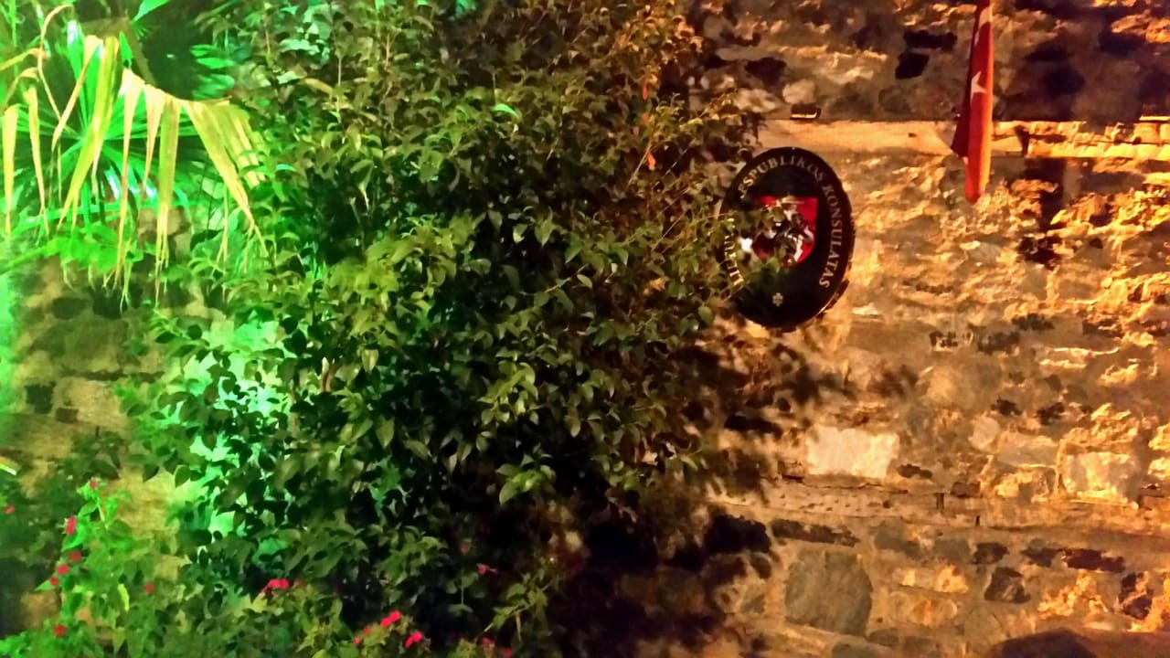 Konsulatsangabe Otantik Club Hotel