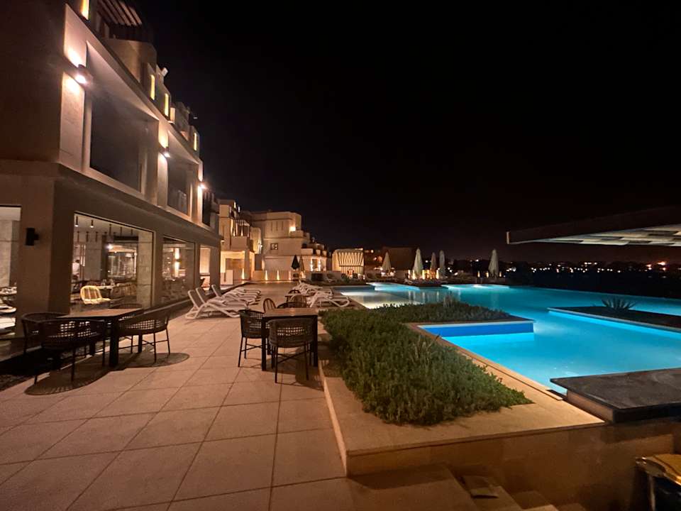 Pool Creek Hotel and Residences El Gouna