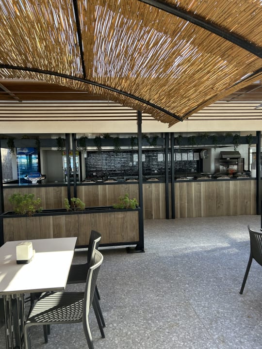 Strand Side Mare Resort & Spa