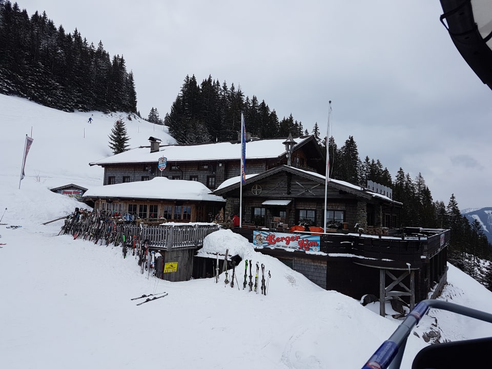 Außenansicht Hüttendomizil Berger Alm